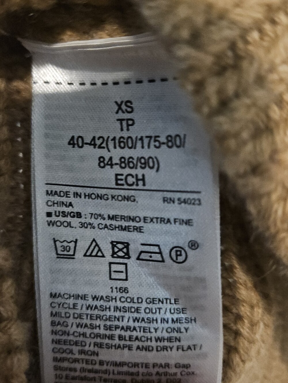 Banana Republic Split Sleeve Fine Merino & Cashmere Turtleneck Sweater in Camel - Picture 7 of 7